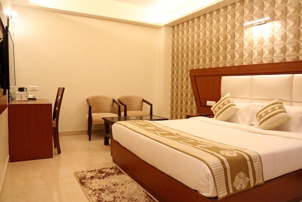 Hotel Varanasi Inn Zewnętrze zdjęcie