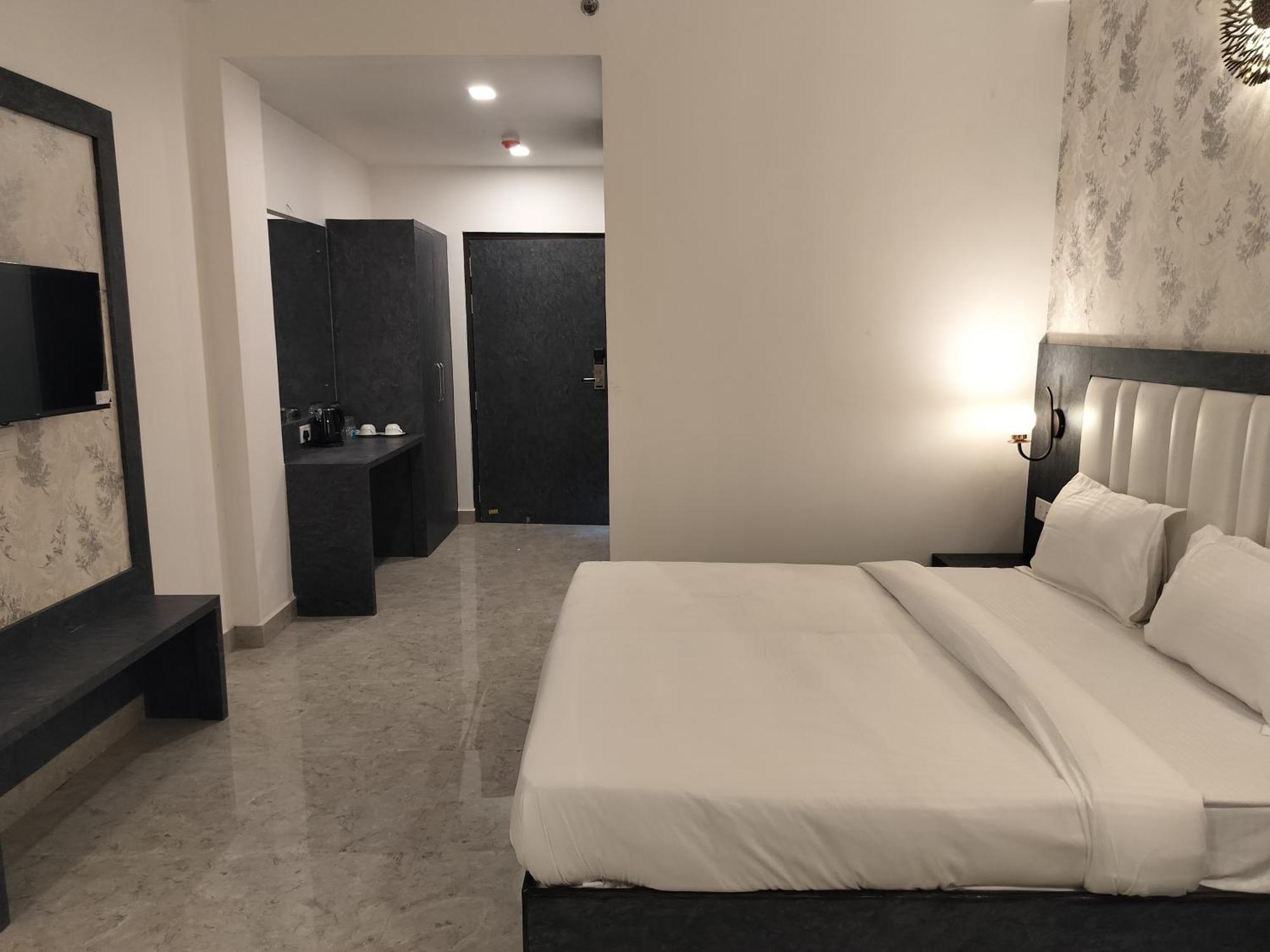 Hotel Varanasi Inn Zewnętrze zdjęcie