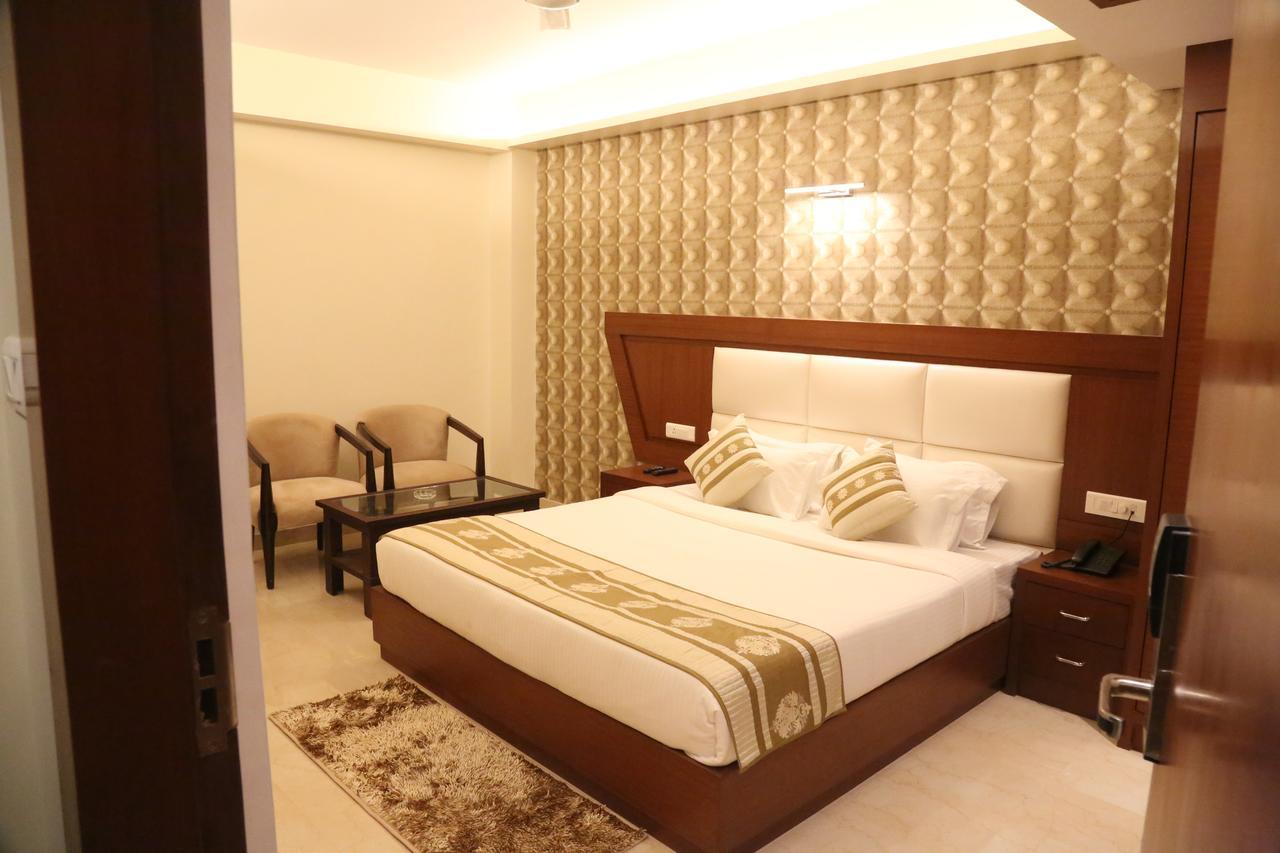 Hotel Varanasi Inn Zewnętrze zdjęcie