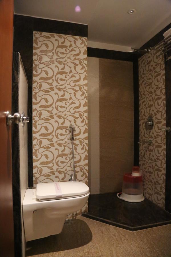 Hotel Varanasi Inn Zewnętrze zdjęcie