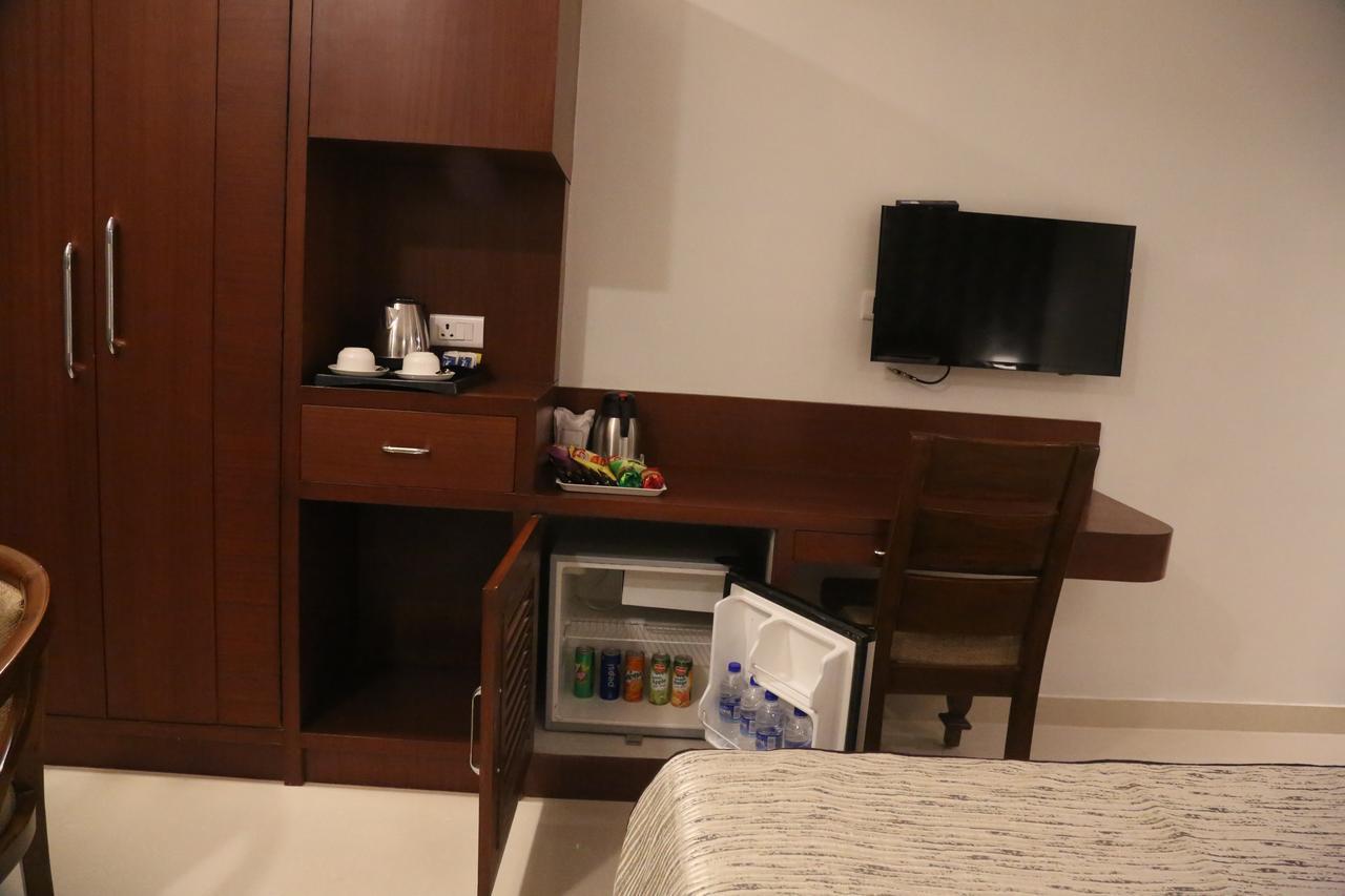Hotel Varanasi Inn Zewnętrze zdjęcie